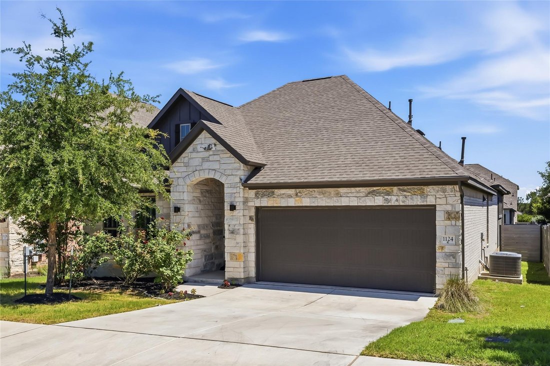 House in Georgetown, Texas, United States 2 - 17939326