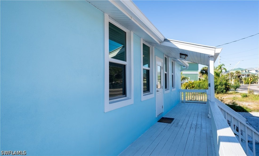 House in Fort Myers Beach, Florida, United States 5 - 17932982
