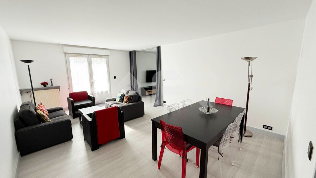 Apartment in Chatou, Ile-de-France, France 2 - 16891359