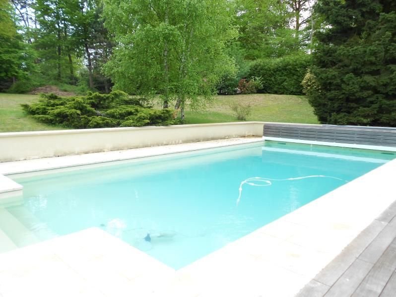 House in Montfort-l'Amaury, Ile-de-France, France 3 - 16074135