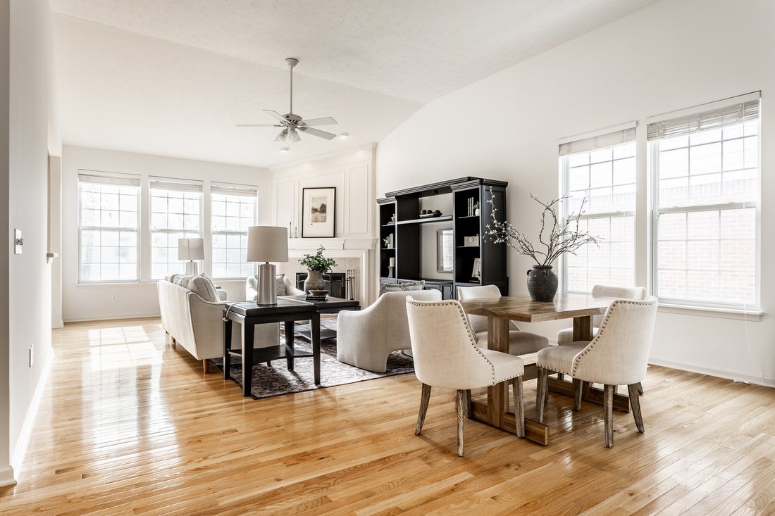 House in Zionsville, Indiana, United States 2 - 17928012
