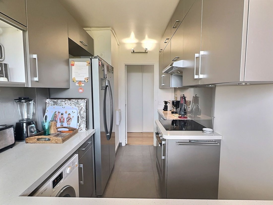 Apartment in Saint-Cloud, Ile-de-France, France 3 - 16099547