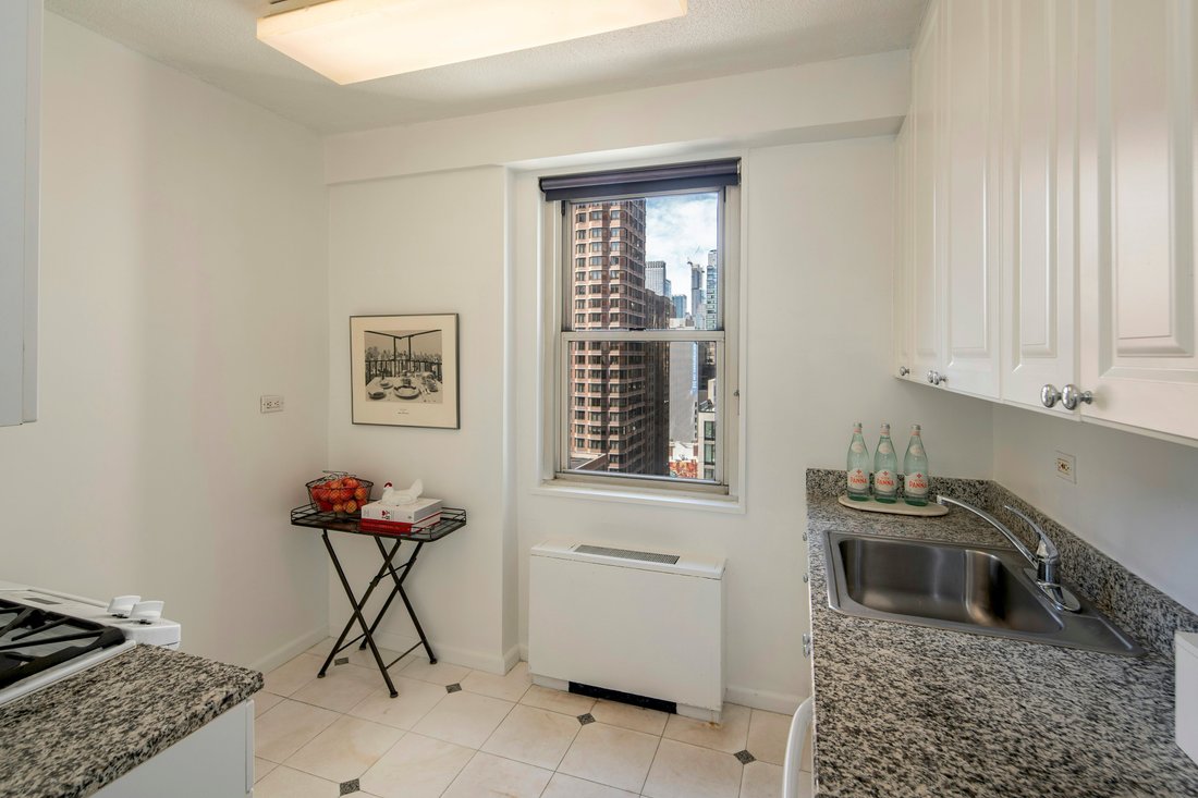 House in New York, New York, United States 4 - 16748192