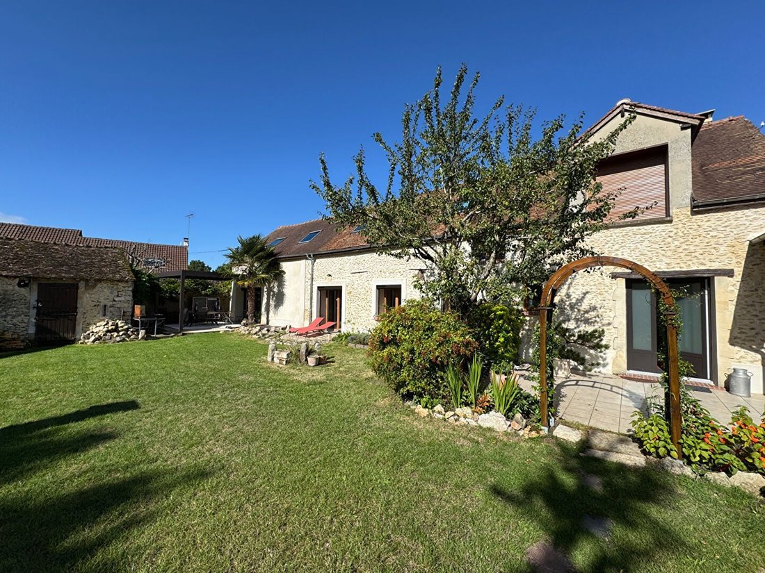 House in Gambais, Ile-de-France, France 2 - 16283167