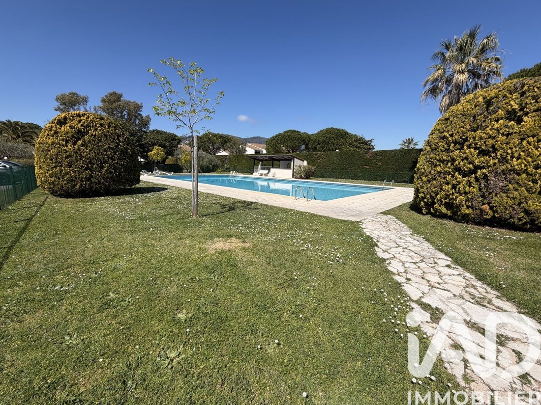 House in Cannes Marina-La Roubine, Mandelieu-la-Napoule, France 1 - 17943834