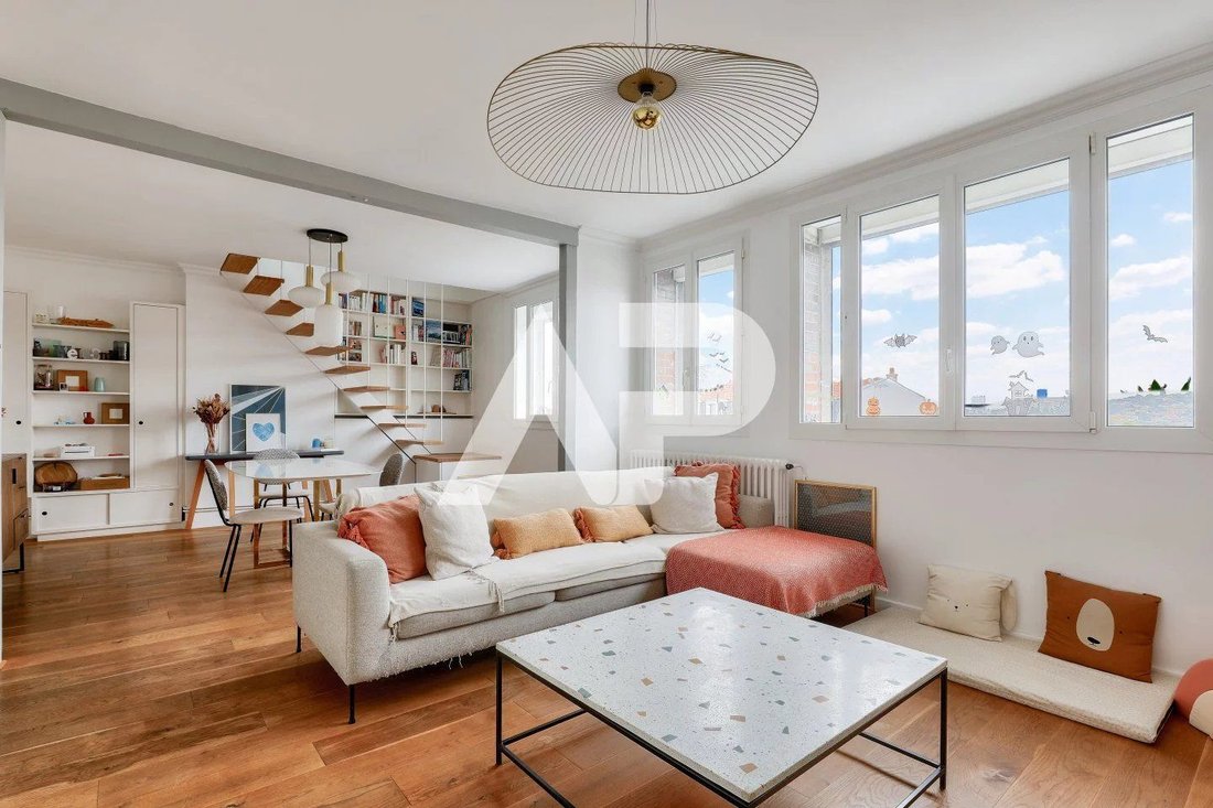 Apartment in Suresnes, Ile-de-France, France 2 - 16066482