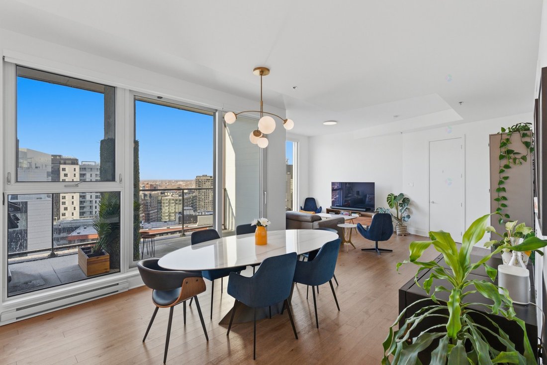 Condo in Montréal, Quebec, Canada 1 - 17934688