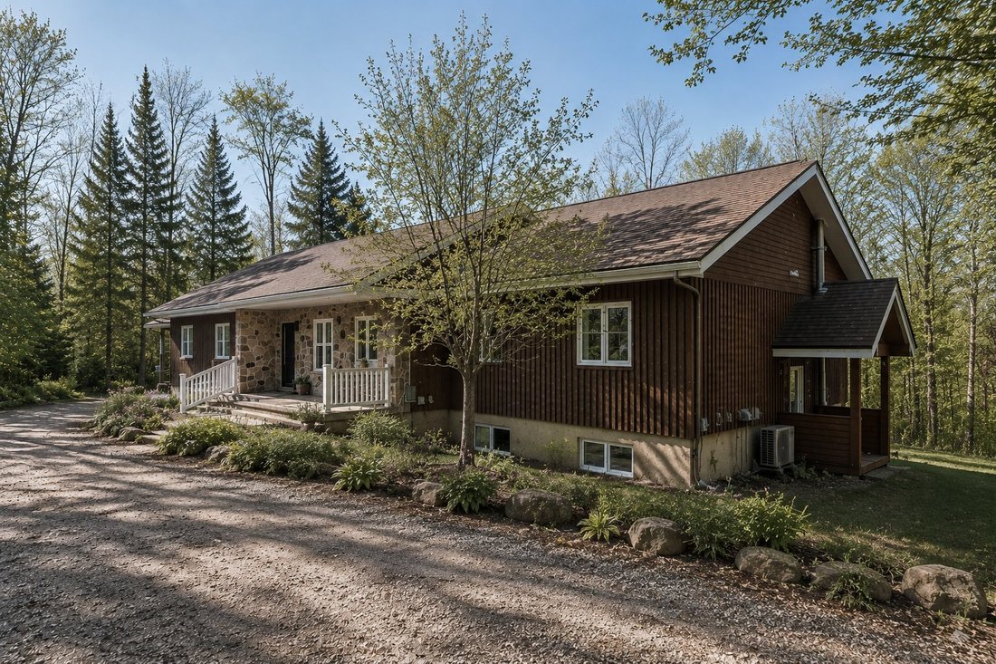 Villa in Mont-Tremblant, Quebec, Canada 1 - 17365603