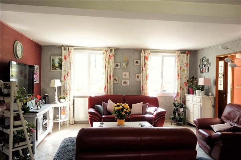 House in Montfort-l'Amaury, Ile-de-France, France 2 - 16073760