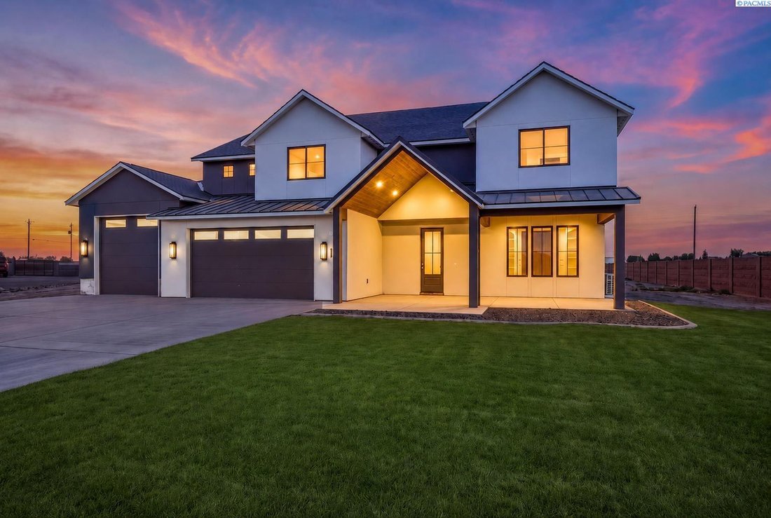 House in Pasco, Washington, United States 1 - 17919432