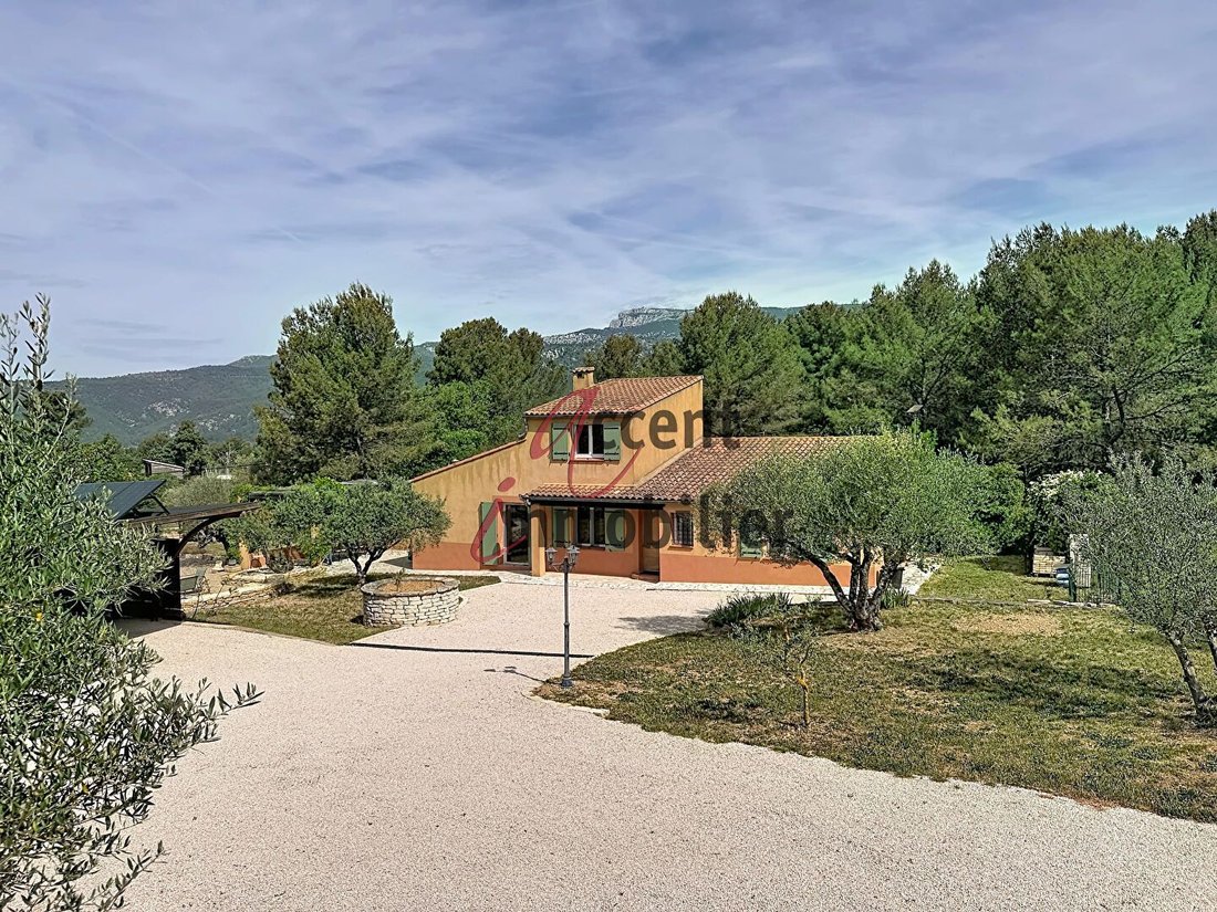 House in Cuges-les-Pins, Provence-Alpes-Côte d'Azur, France 4 - 17865416