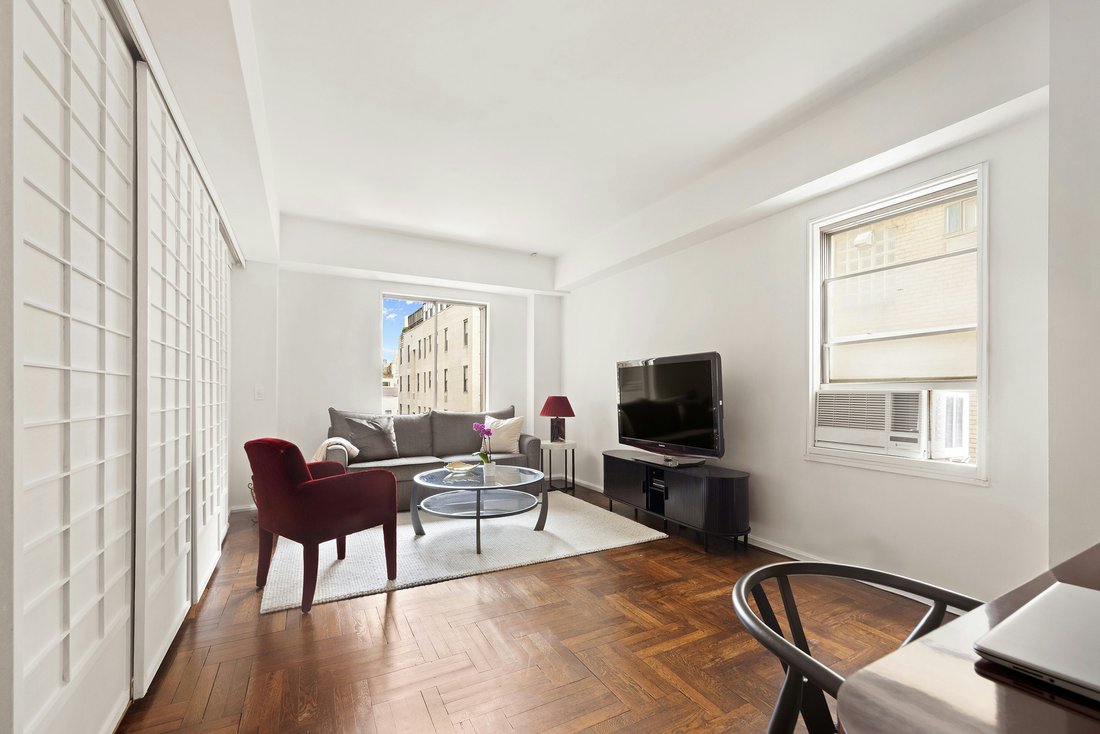 Co Op in New York, New York, United States 2 - 17079300