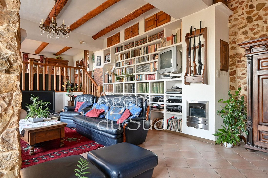 Villa in Nord Est, Auriol, France 3 - 15494466