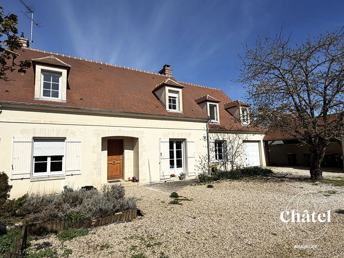 House in Senlis, Hauts-de-France, France 2 - 17440503