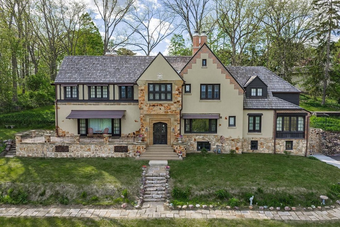 House in Baraboo, Wisconsin, United States 2 - 17928558
