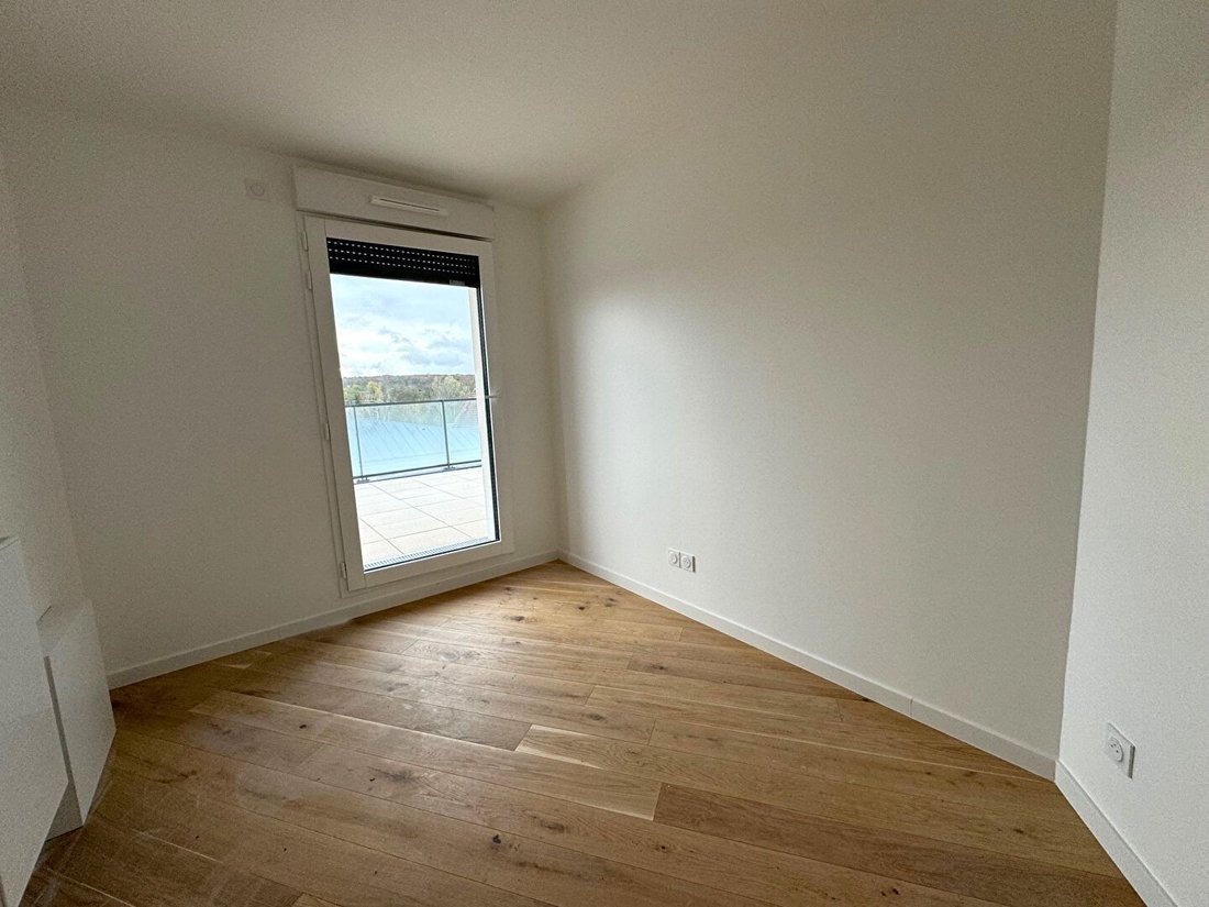 Apartment in Saint-Cloud, Ile-de-France, France 5 - 16467633
