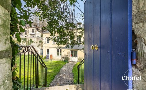 House in Senlis, Hauts-de-France, France 1