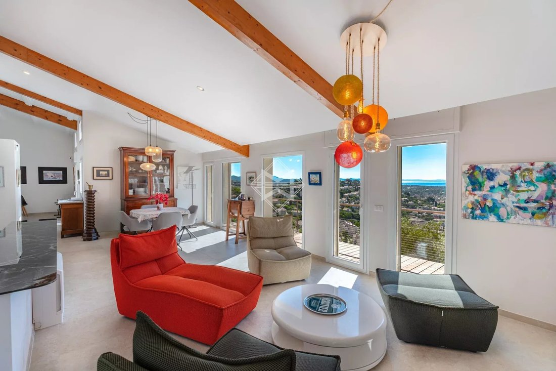 Villa in Hyeres, Provence-Alpes-Côte d'Azur, France 4 - 17930728