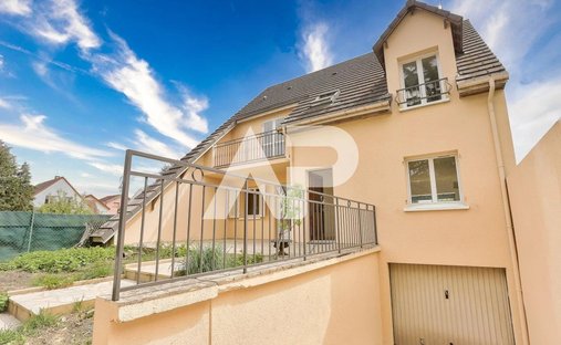 House in Jardin Parisien, Clamart, France 1