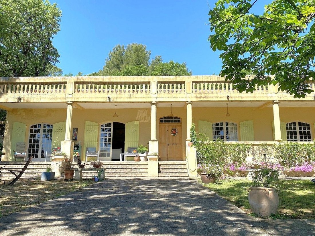 House in Montagne des Chèvres, Villeneuve-lès-Avignon, France 2 - 16130341