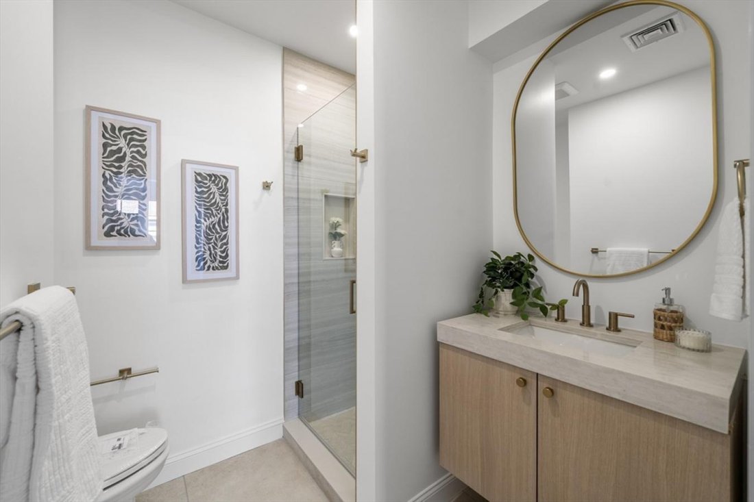 House in Boston, Massachusetts, United States 5 - 17937701