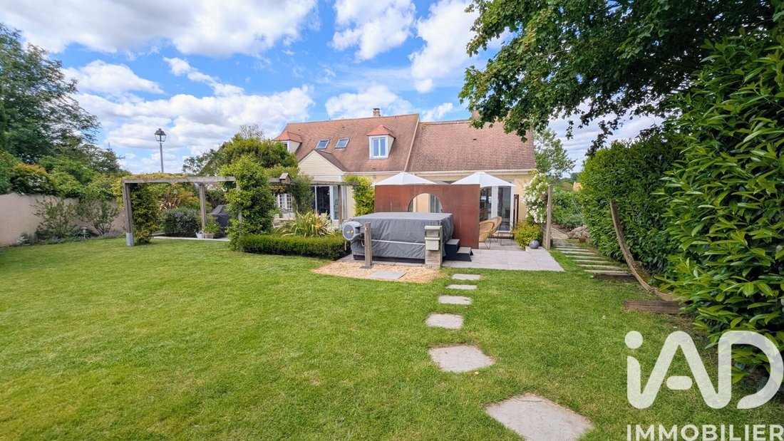 House in Choisel, Ile-de-France, France 1 - 17943881