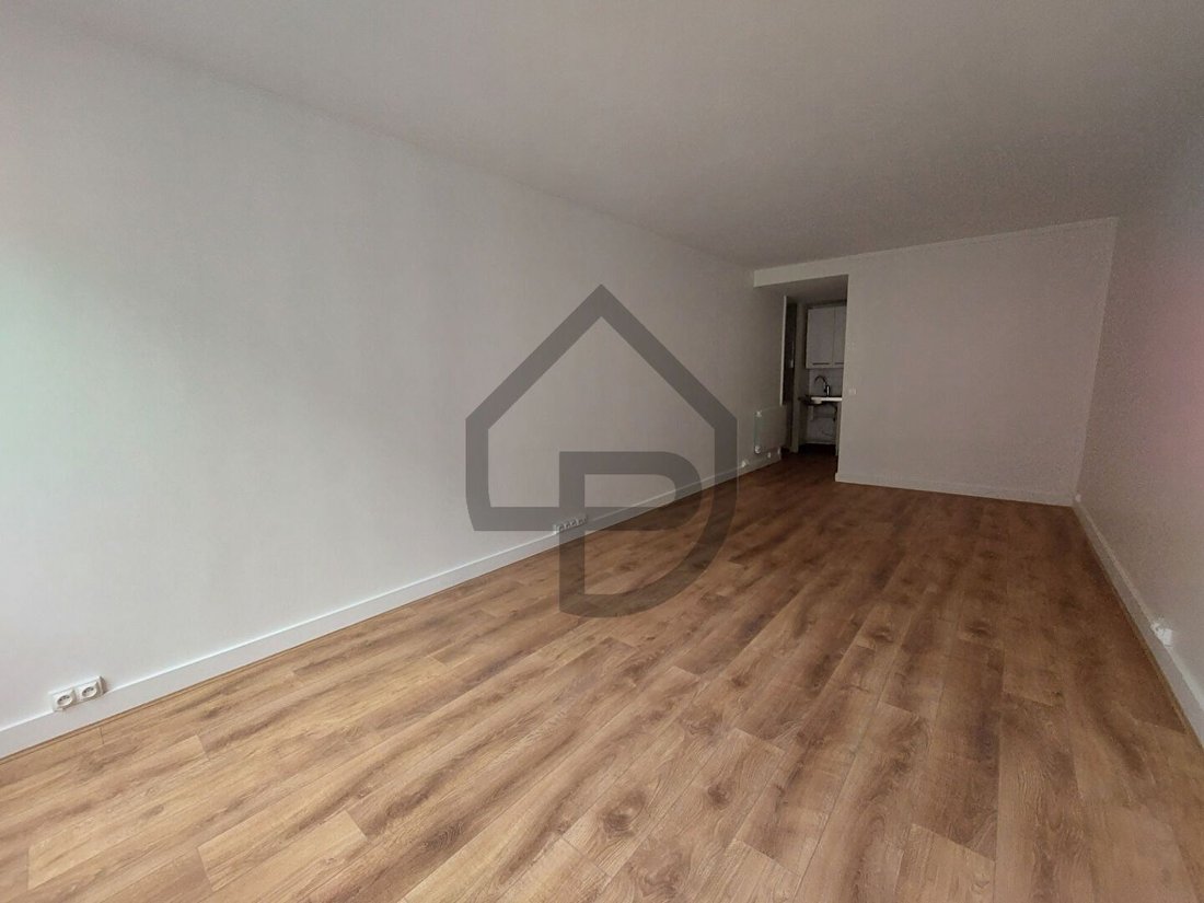 Apartment in Bassin de la Villette, Paris 19e Arrondissement, Paris 5 - 15834848