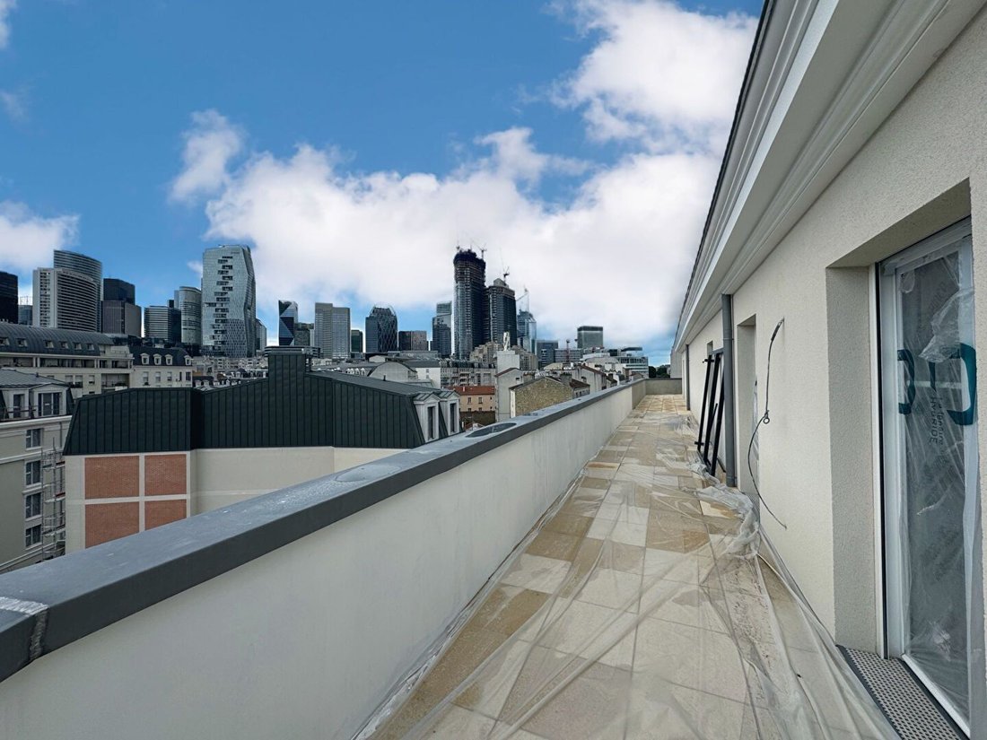 Apartment in Puteaux, Ile-de-France, France 1 - 16467430