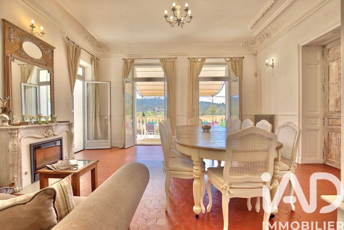 House in Greoux-les-Bains, Provence-Alpes-Côte d'Azur, France 4 - 17943913