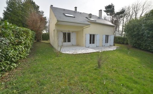 Casa en Gressets-Centre-Garenne-Bechevet, La Celle-Saint-Cloud, Francia 1