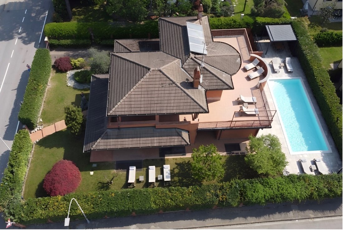 Villa in Santa Corinna, Lombardy, Italy 1 - 17941309