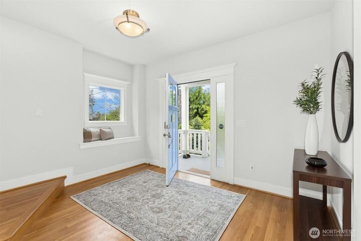 House in Seattle, Washington, United States 5 - 17942173
