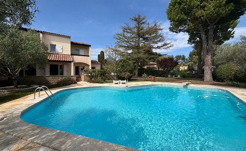Villa in Logis Neuf Est, Allauch, France 1