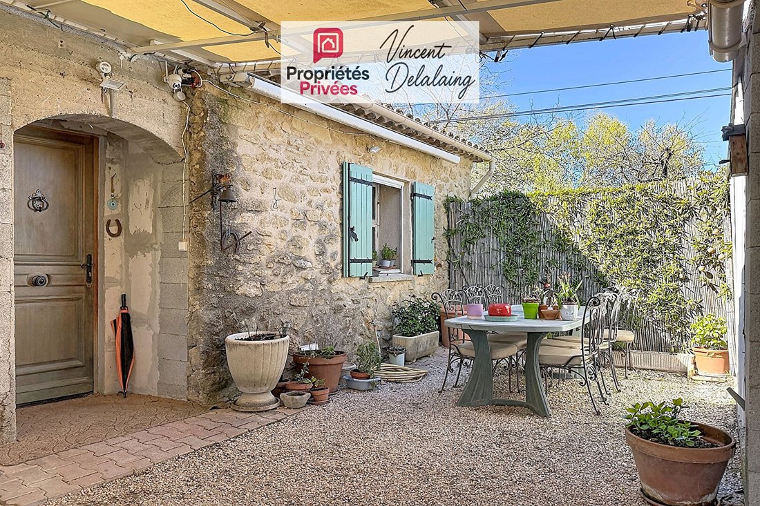 Villa in Lourmarin, Provence-Alpes-Côte d'Azur, France 1 - 17935260
