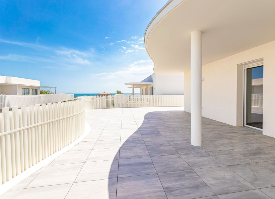 Apartment in Peripherie, Serignan, France 2 - 16467075