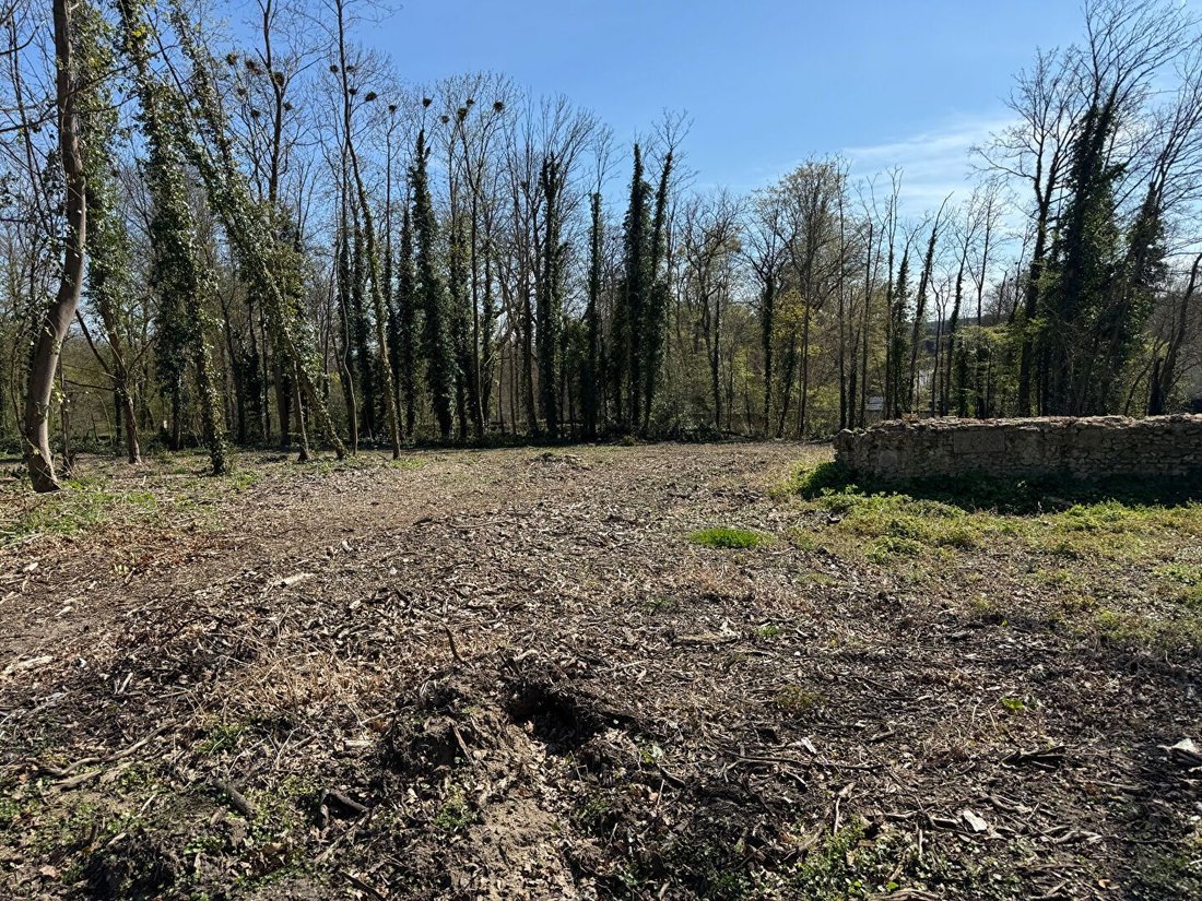 Land in Montfort-l'Amaury, Ile-de-France, France 2 - 17222141