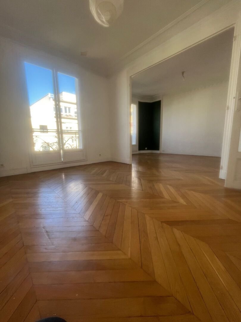 Apartment in Palais Royal, Paris 1er Arrondissement, Paris 2 - 15834940