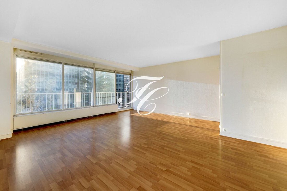 Apartment in Puteaux, Ile-de-France, France 2 - 17830434