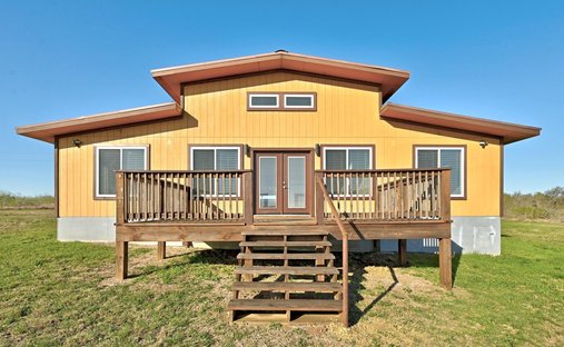 House in Dale, Texas, United States 1