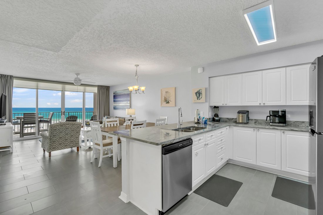 Condo in Okaloosa Island, Florida, United States 2 - 17932664