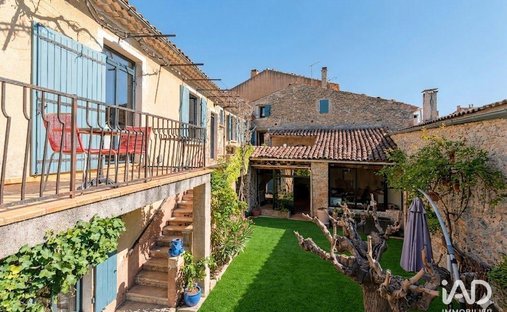 House in Saint-Martin-de-la-Brasque, Provence-Alpes-Côte d'Azur, France 1