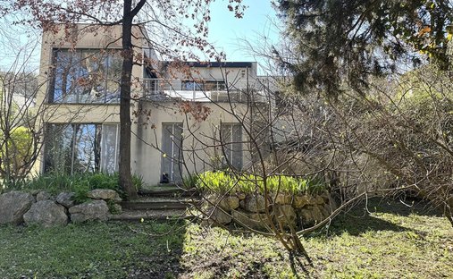 Maison à Montagne des Chèvres, Villeneuve-lès-Avignon, France 1