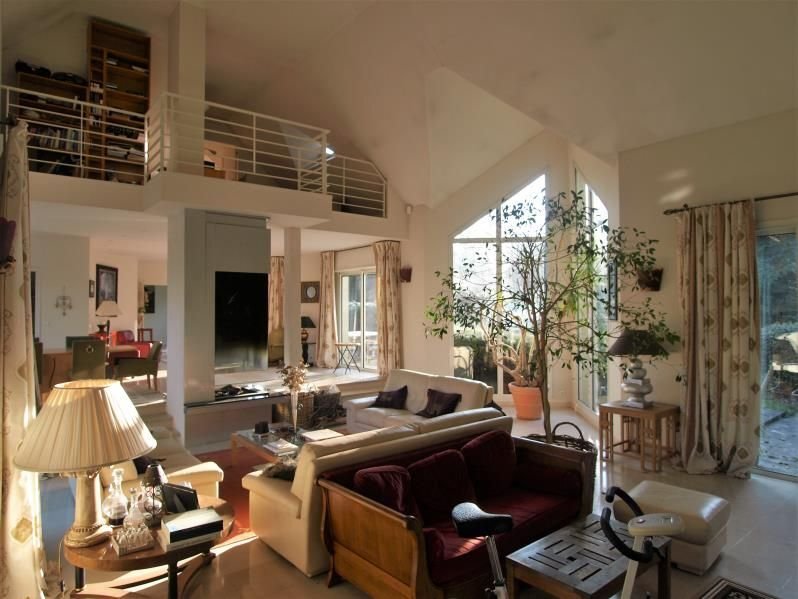 House in Montfort-l'Amaury, Ile-de-France, France 4 - 16074135