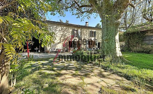 House in Plan-d'Orgon, Provence-Alpes-Côte d'Azur, France 1