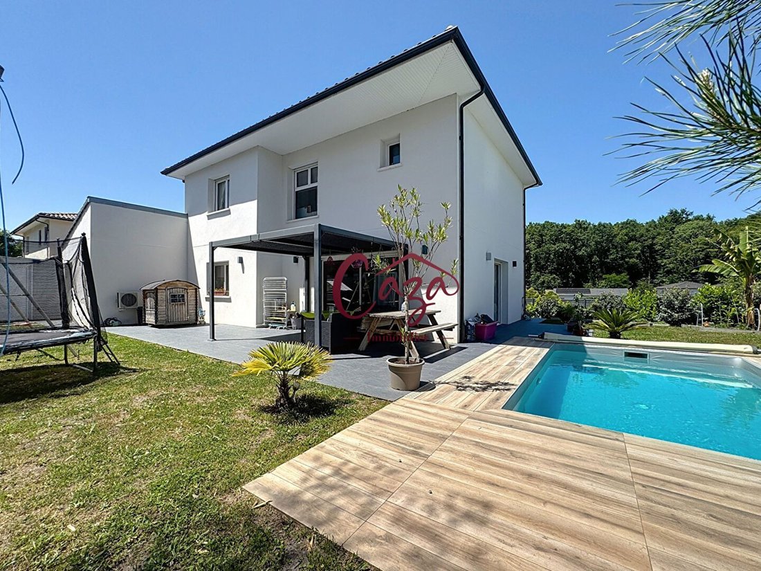 House in Tresses, Nouvelle-Aquitaine, France 1 - 16497818