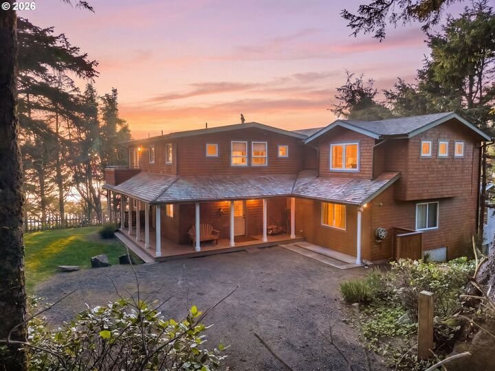 House in Cannon Beach, Oregon, United States 1 - 17937601