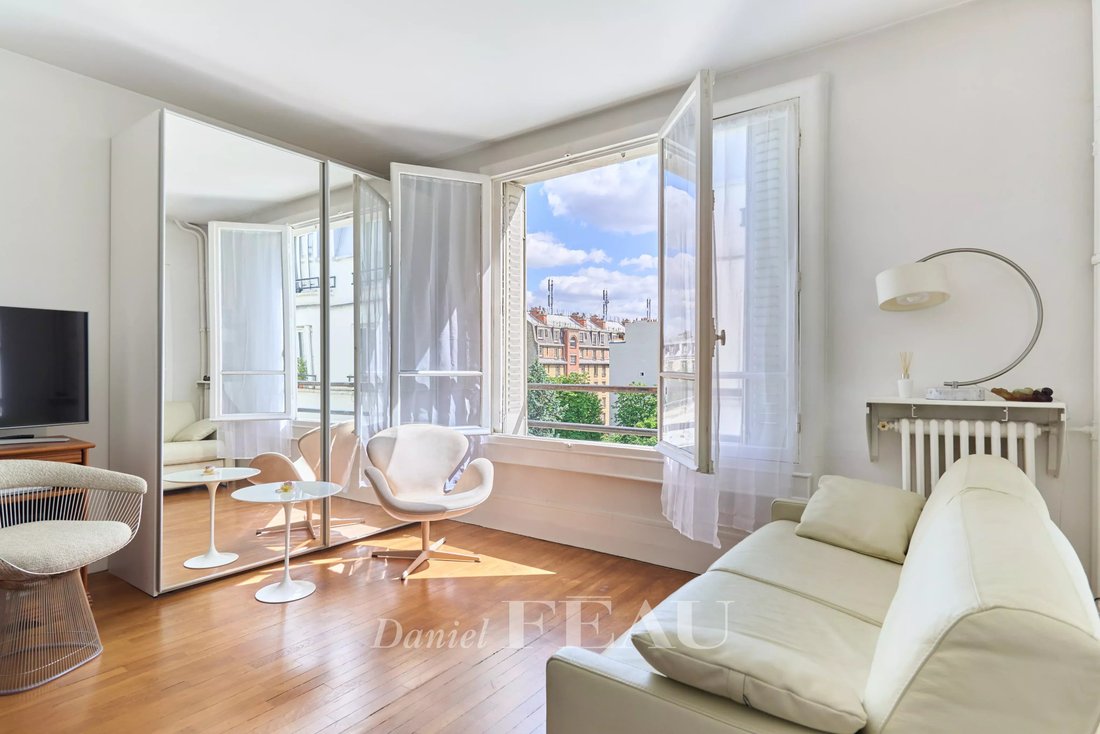 Apartment in Ecole Militaire, Paris 7e Arrondissement, Paris 5 - 17930529