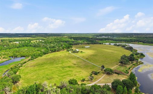 House in Dade City, Florida, United States 1