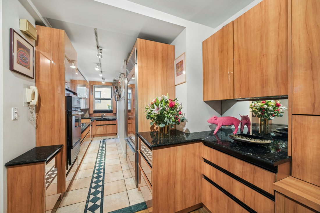 Co Op in New York, New York, United States 4 - 17473703
