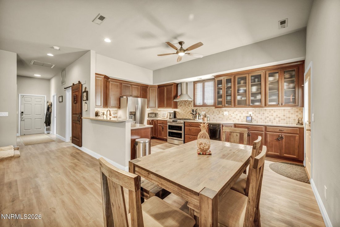 House in Reno, Nevada, United States 3 - 17940690